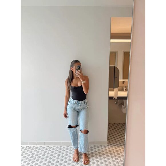 SKIMS Fits Everybody Lace Cami Bodysuit in Onyx Black Size Small - Picture 2 of 12